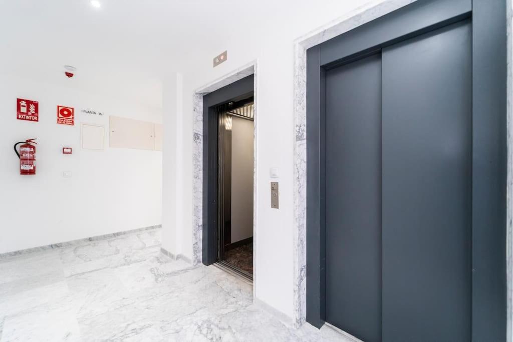Luxury With Stunning Seaview In Appartement *