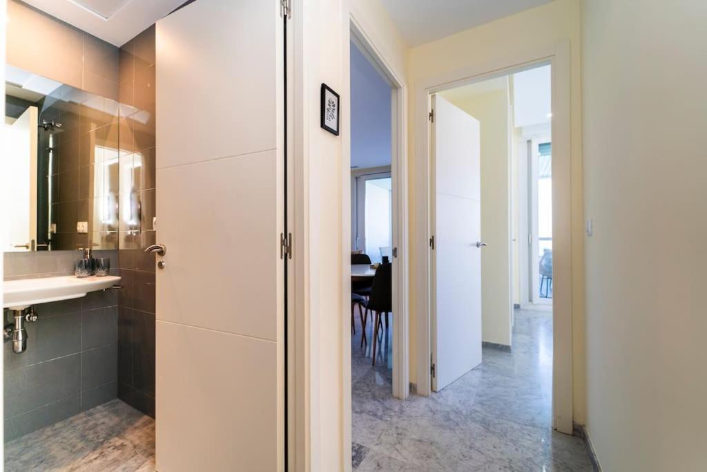 Luxury With Stunning Seaview In Appartement *