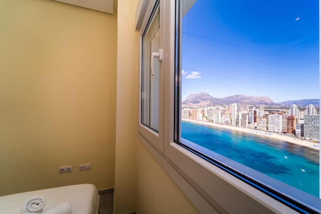 Luxury With Stunning Seaview In Benidorm