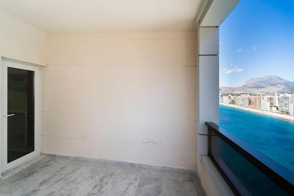 Luxury With Stunning Seaview In Benidorm
