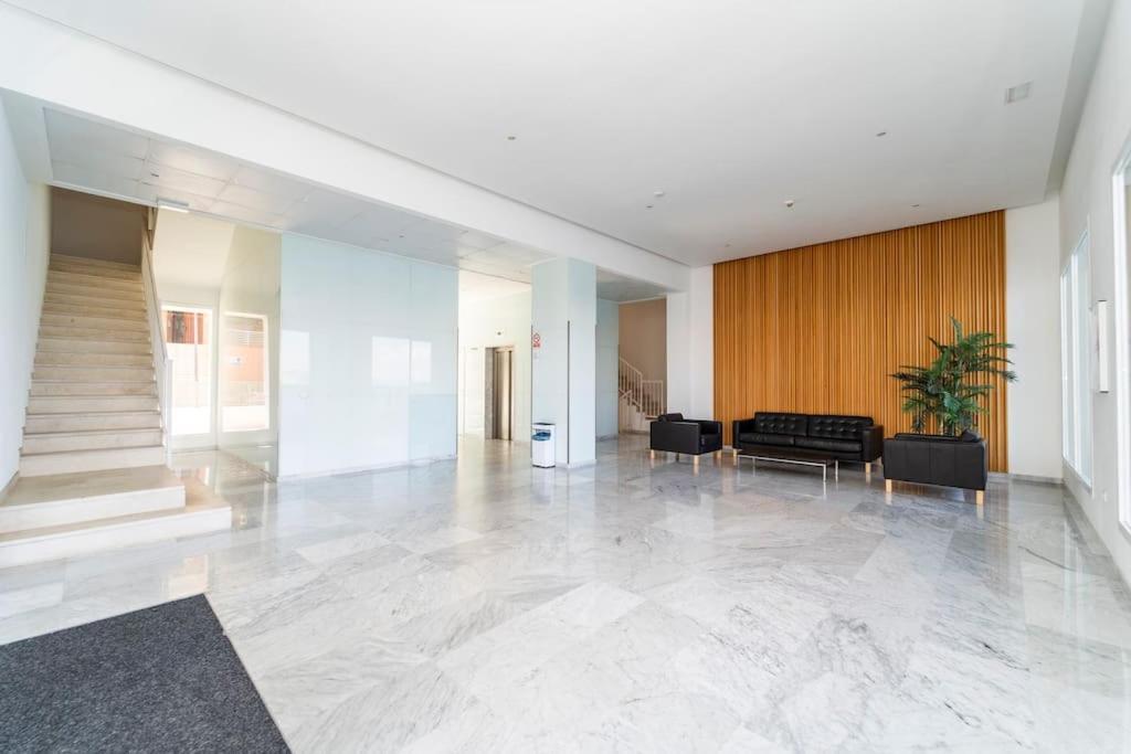 Luxury With Stunning Seaview In Apartment
